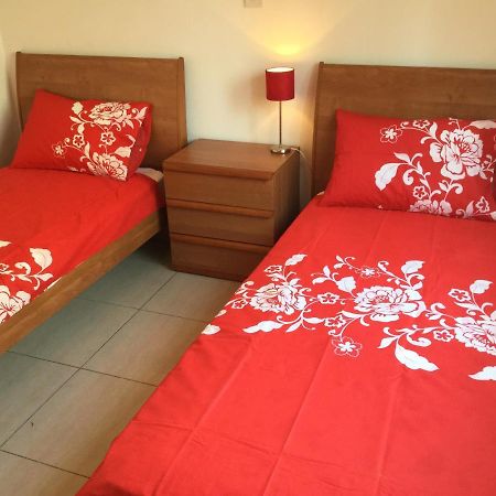Poolside 2 Bedroom Apt, Paphos Riviera, Universal Area Esterno foto
