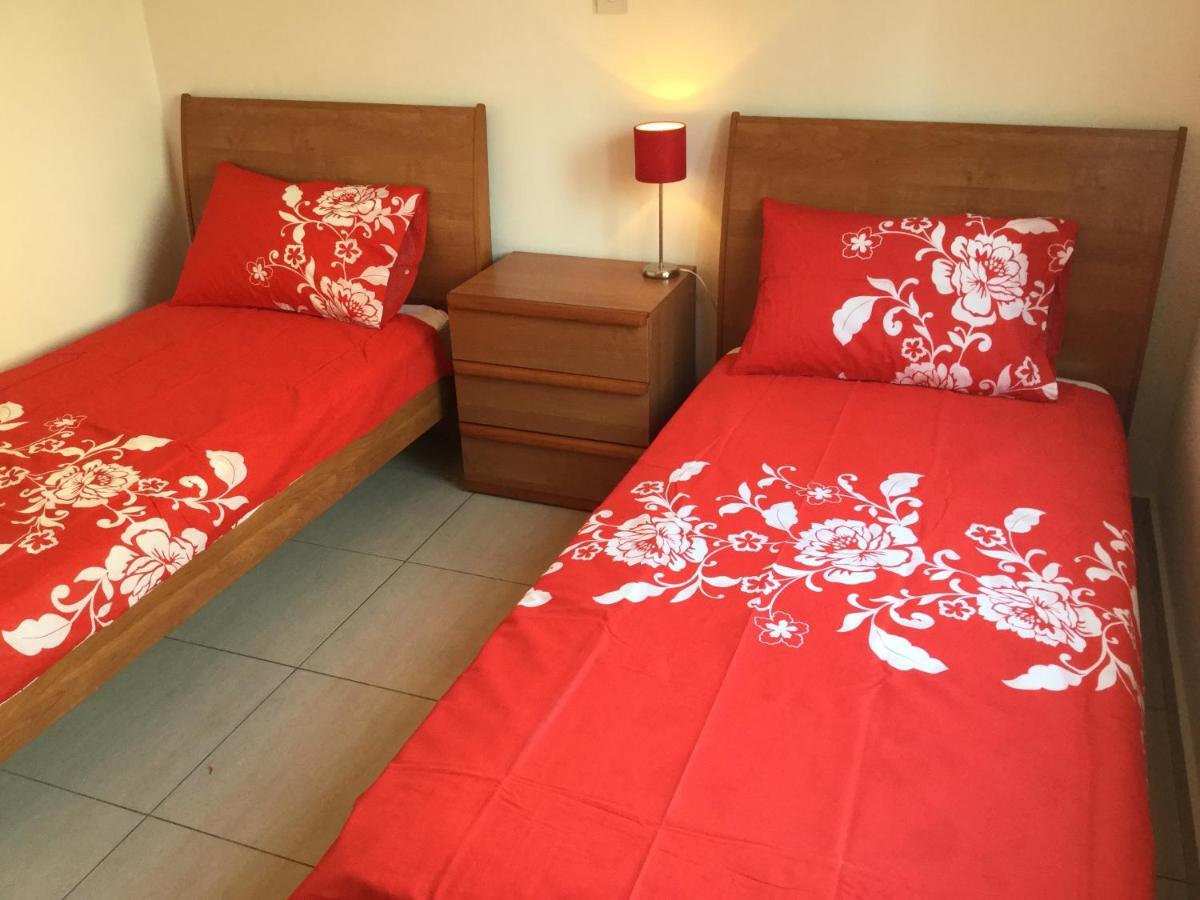 Poolside 2 Bedroom Apt, Paphos Riviera, Universal Area Esterno foto